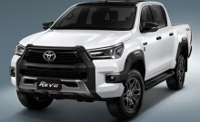 โตโยต้า Toyota Revo Double Cab 4x4 2.8 High AT 60th Anniversary ปี 2022