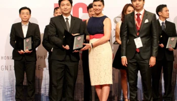 เอสซี แอสเสท รับรางวัล BCI Asia Awards 2015