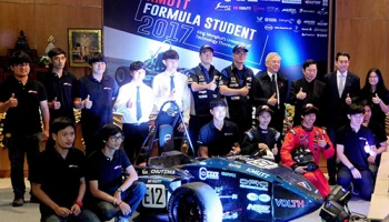 Mazda สานฝันเด็กไทยสู้ศึก "Student Formula Japan 2017"