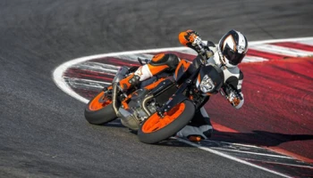 KTM Duke 390 ใหม่ เตรียมเปิดตัวเร็วๆ นี้