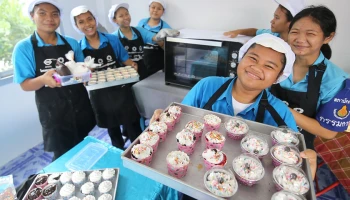 Nissan ร่วมสร้างเสริมคุณภาพชีวิตให้แก่เยาวชนไทย สนับสนุนห้องเรียนคหกรรมของโรงเรียนเพื่อพัฒนาทักษะของนักเรียน