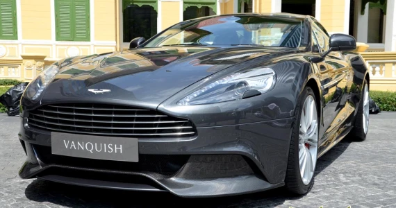 รูปภาพ แอสตัน มาร์ติน Aston Martin Vanquish Coupe ปี 2013