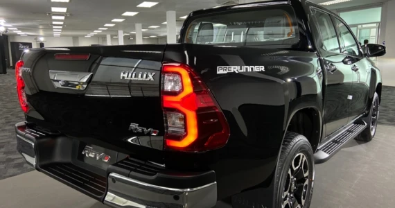 รูปภาพ โตโยต้า Toyota Revo Double Cab Prerunner 2x4 2.4 High AT ปี 2022