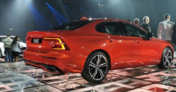 รูปภาพ วอลโว่ Volvo S60 T8 Twin Engine AWD Momentum ปี 2020