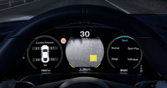 รูปภาพ ปอร์เช่ Porsche Taycan Turbo S ปี 2020