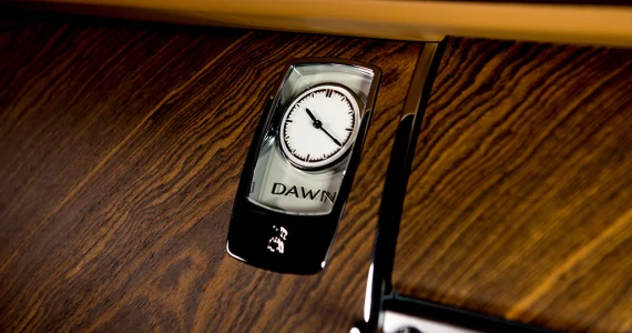รูปภาพ โรลส์-รอยซ์ Rolls-Royce-Dwan Standard-ปี 2016