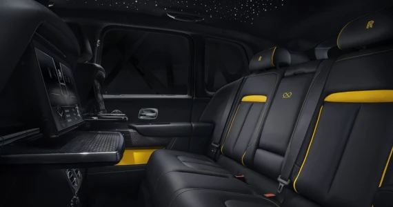 รูปภาพ โรลส์-รอยซ์ Rolls-Royce-Cullinan Black Badge-ปี 2020