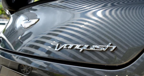 รูปภาพ แอสตัน มาร์ติน Aston Martin Vanquish Coupe ปี 2013