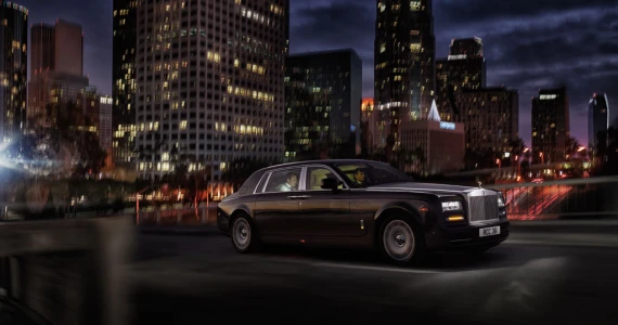 รูปภาพ โรลส์-รอยซ์ Rolls-Royce-Phantom Series II LWB-ปี 2012