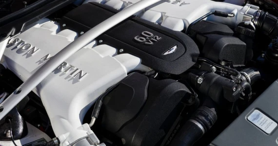 รูปภาพ แอสตัน มาร์ติน Aston Martin Vantage S ปี 2014