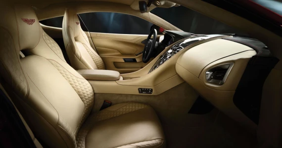 รูปภาพ แอสตัน มาร์ติน Aston Martin Vanquish Coupe ปี 2013