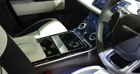 รูปภาพ แลนด์โรเวอร์ Land Rover-Range Rover Velar HSE-ปี 2017