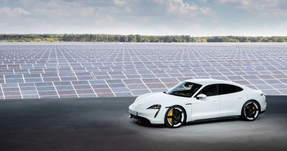 รูปภาพ ปอร์เช่ Porsche Taycan Turbo S ปี 2020