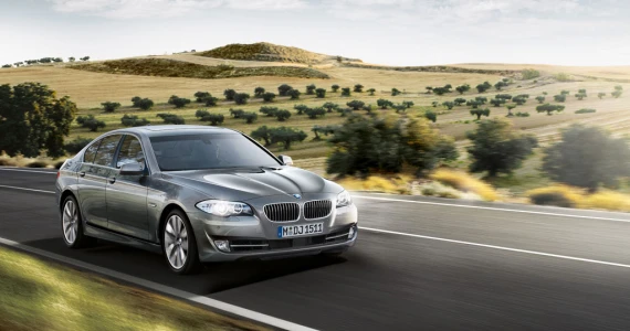 รูปภาพ บีเอ็มดับเบิลยู BMW Series 5 523i ปี 2010