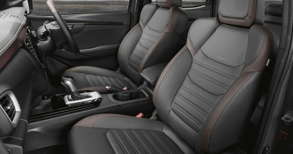 รูปภาพ อีซูซุ Isuzu D-MAX V-CROSS 4-Door 3.0 Ddi Z M/T ปี 2022