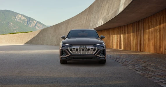 รูปภาพ อาวดี้ Audi Q8 Sportback e-tron 50 quattro S line ปี 2023